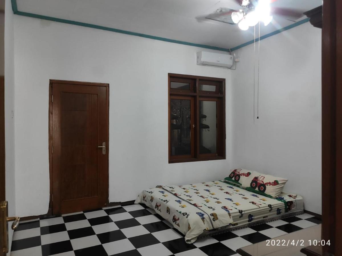 Kelana 2 Nice Homestay Semarang Kültér fotó